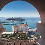 Mara Apartman *
